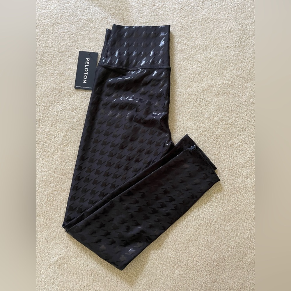 Peloton Houndstooth Legging NWT Size M